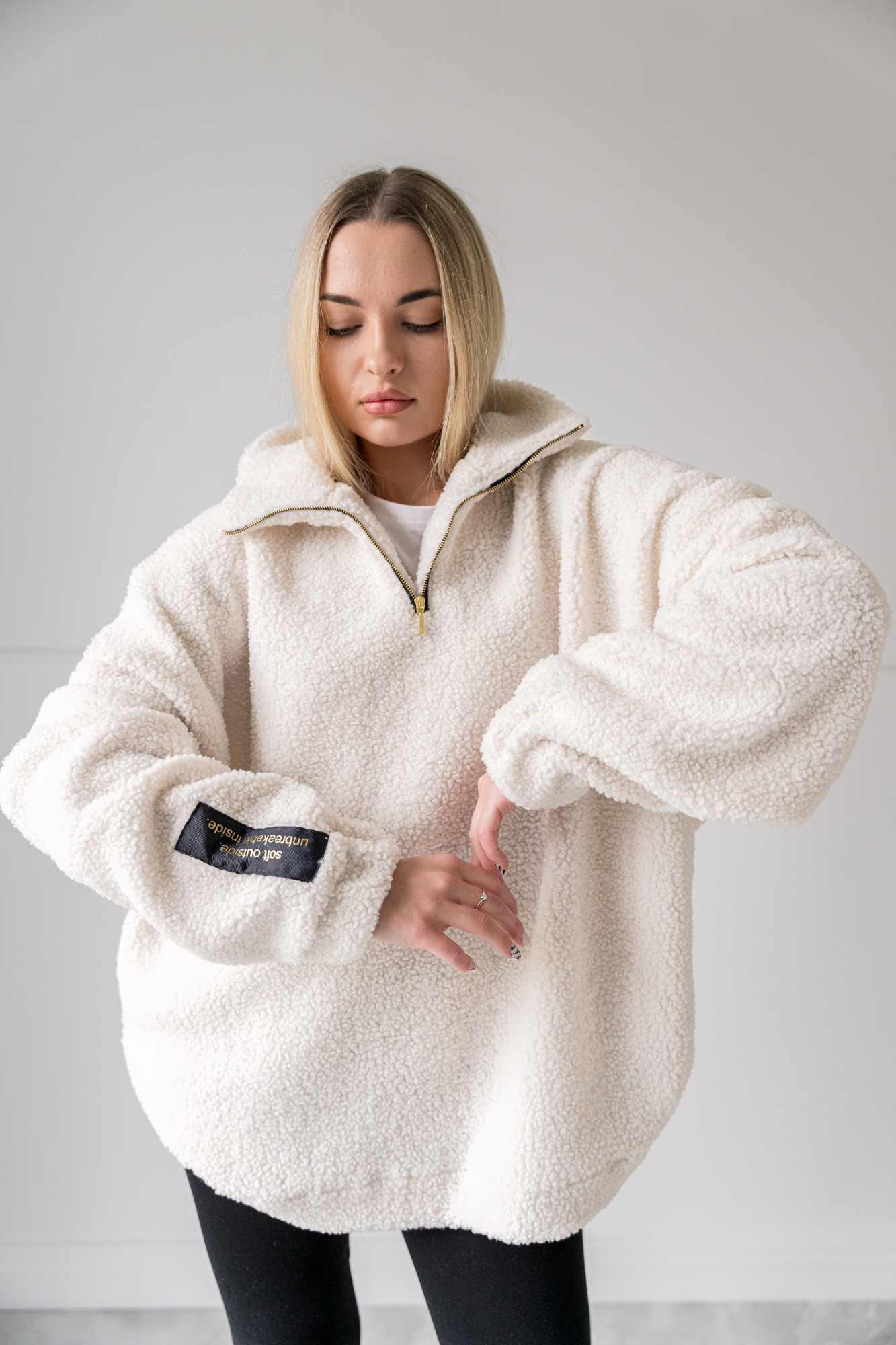 ELABÉ Teddy džemperis „Snow Cloud“